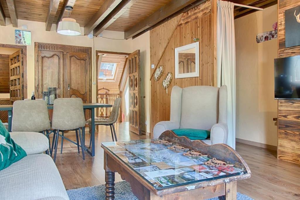 Apartmán Saplan Real Estate Casa Izadi Bossost Exteriér fotografie